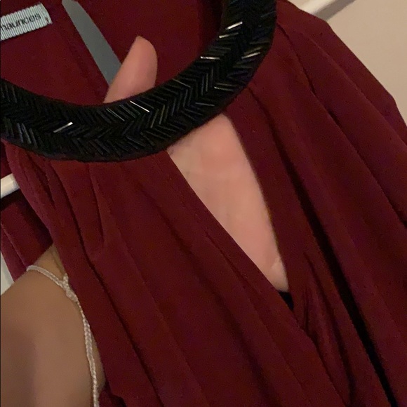 Red tank top. - Picture 2 of 3